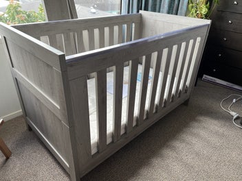Image 1 of 7