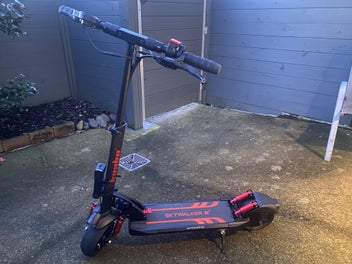 Image 1 of 6