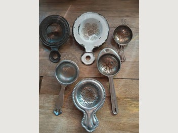 Image 1 of 6