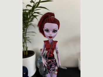 Image 1 of 4