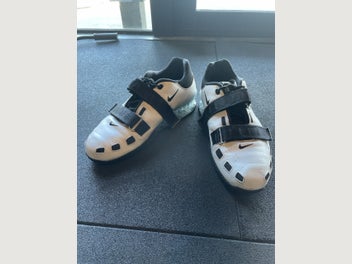 Image 1 of 5