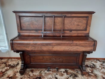 Image 1 of 6