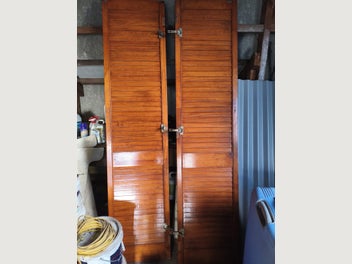 Image 1 of 4