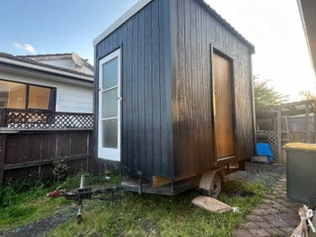 Image 1 of 5