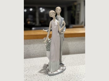 Image 1 of 5
