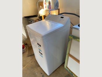 Image 1 of 6