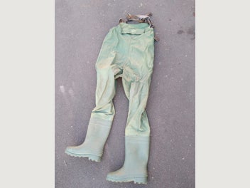Image 1 of 7