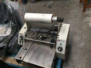 Image 1 of 6
