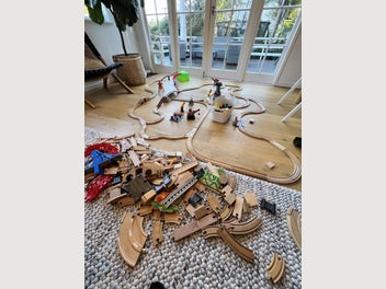 Image 1 of 5