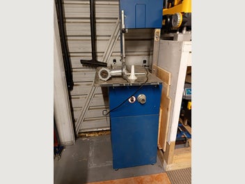 Image 1 of 5