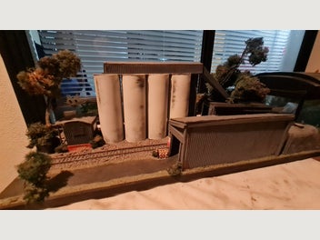 Image 1 of 7