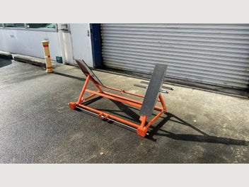 Image 1 of 7