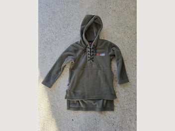 Image 1 of 8
