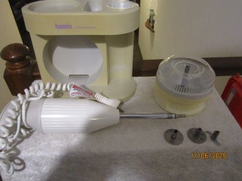 Image 1 of 3