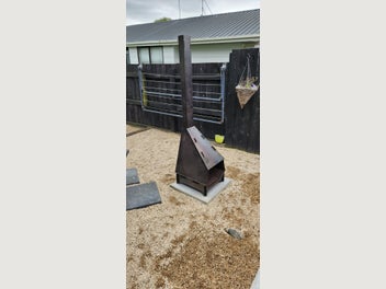 Image 1 of 6