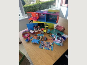 Image 1 of 4