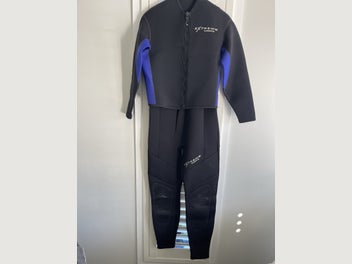 Image 1 of 6