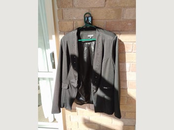 Image 1 of 4