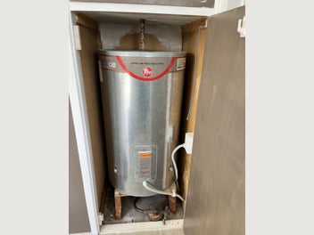 Image 1 of 7