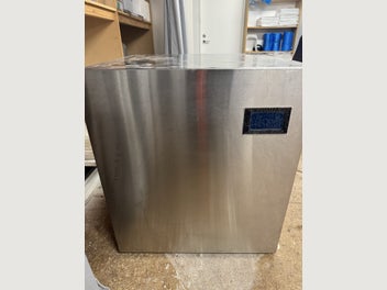 Image 1 of 5