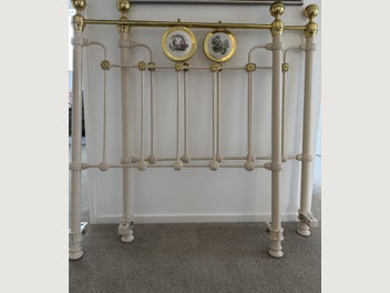 Image 1 of 7