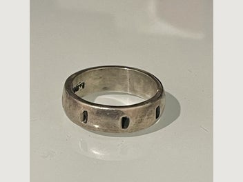 Image 1 of 5