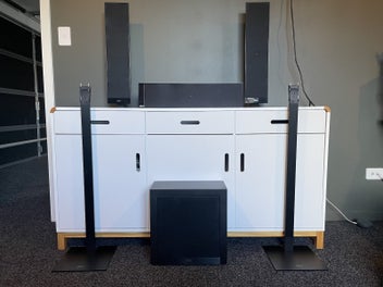 Image 1 of 7