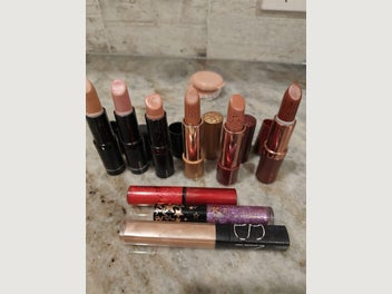 Image 1 of 6