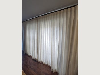 Image 1 of 7