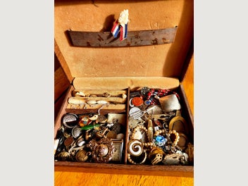 Image 1 of 8
