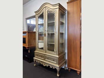Image 1 of 20