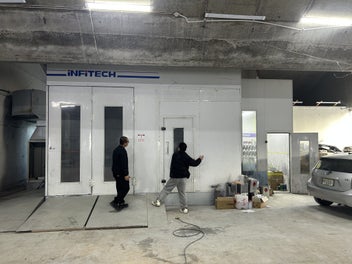Image 1 of 10