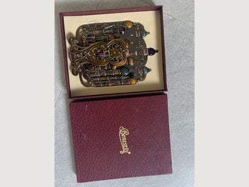 Image 1 of 10