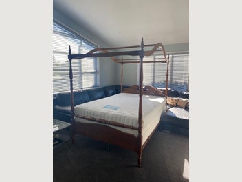 Image 1 of 7