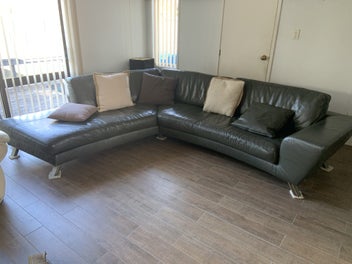 Image 1 of 6