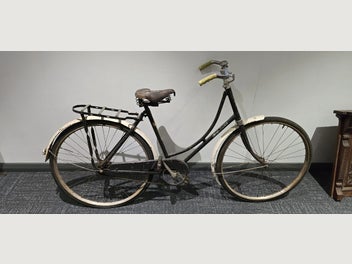 Image 1 of 5