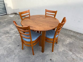 Image 1 of 4