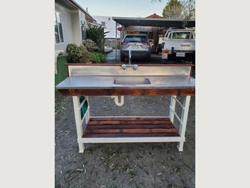 Image 1 of 6