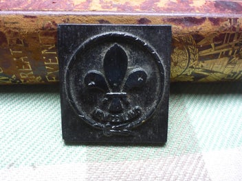 Image 1 of 2