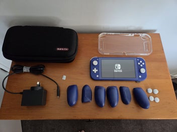 Image 1 of 14