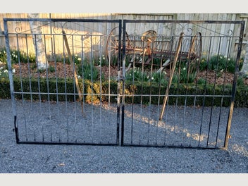 Image 1 of 6