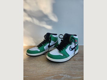 Image 1 of 8