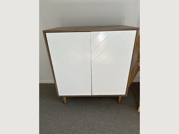 Image 1 of 2