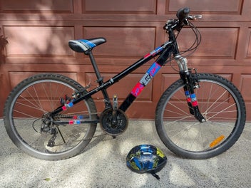 Image 1 of 1