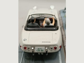 Image 1 of 6