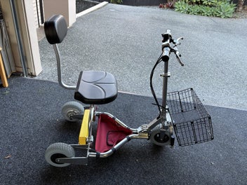 Image 1 of 4