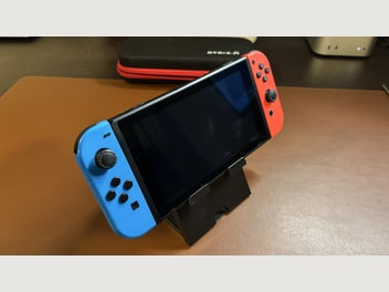 Image 1 of 8