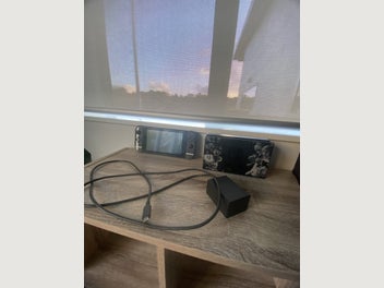 Image 1 of 7