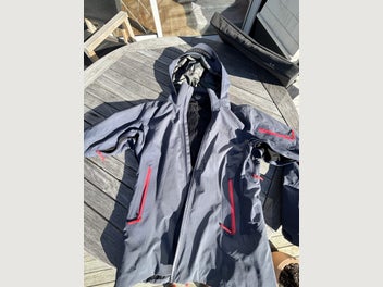 Image 1 of 7