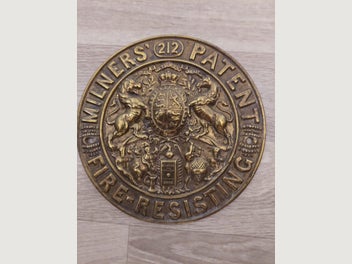 Image 1 of 2